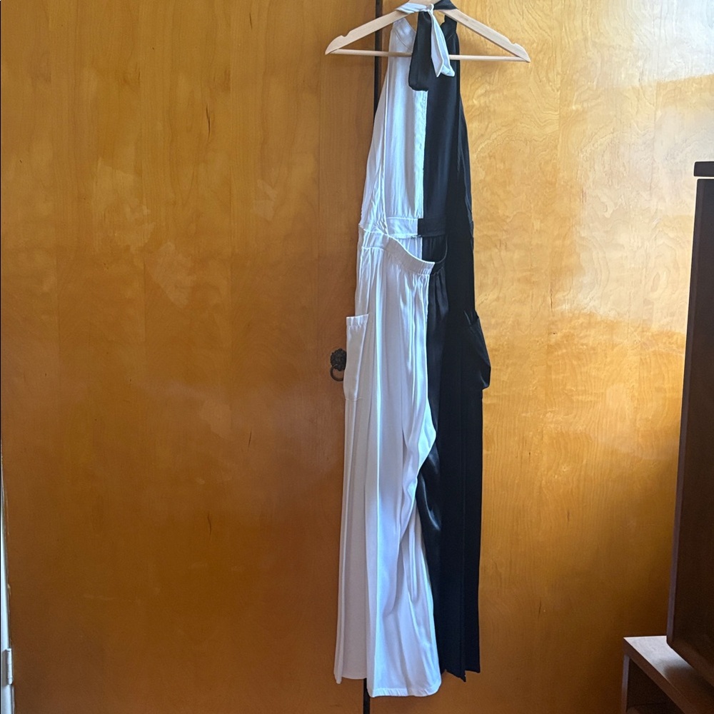 Fashion Brand Company Silky Black and White Halter Jumpsuit size small EUC - Picture 7 of 10